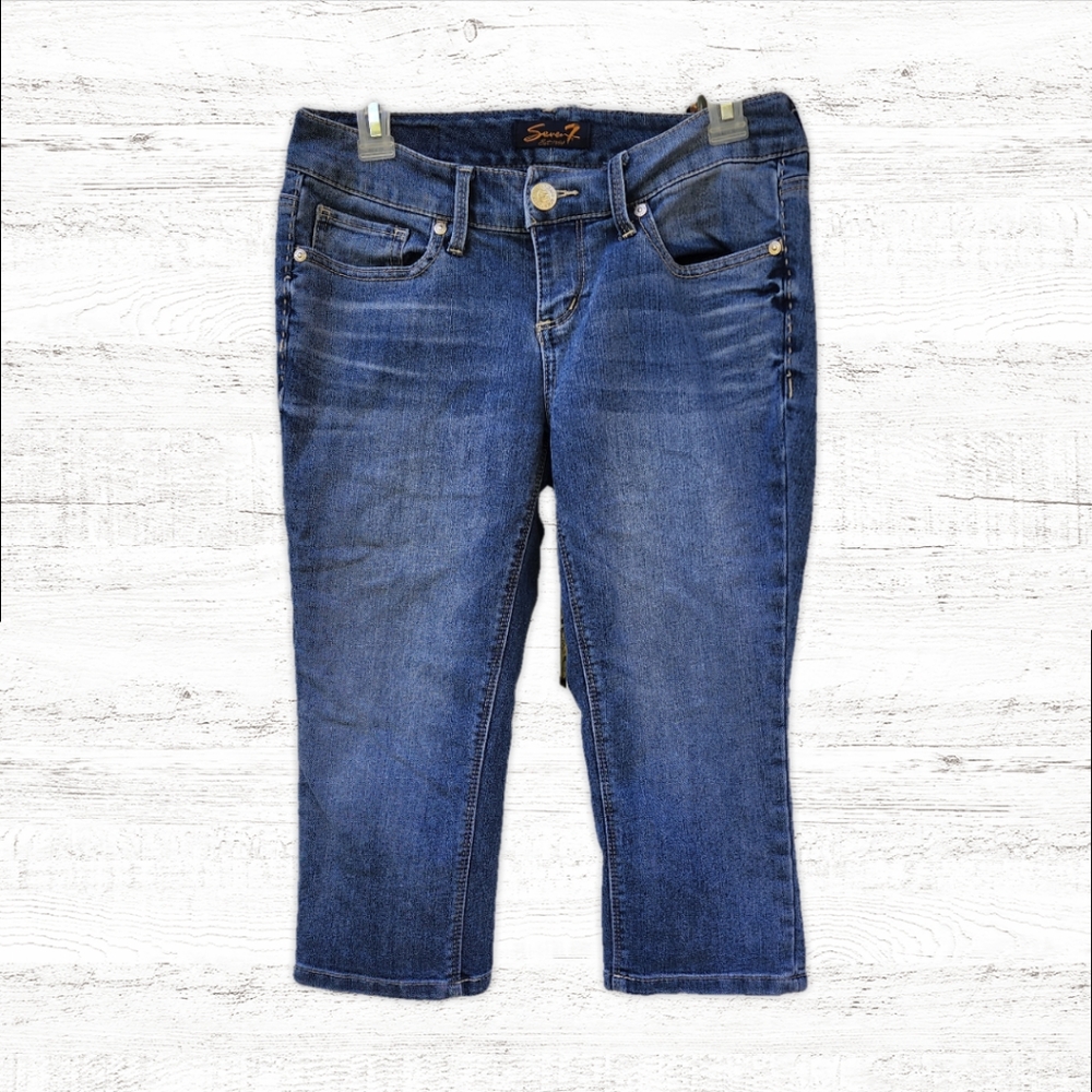 Seven7 Capri Style Jeans Size 4